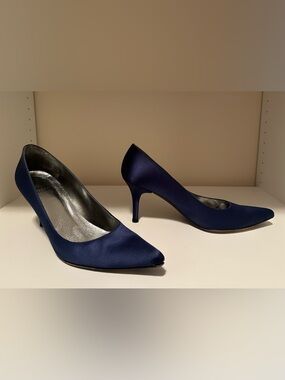 Stuart Weitzman Navy Satin Heels